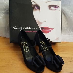 🔥Beverly Feldman Fast Ball Peep Toe Shoes